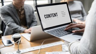 Content Writer Agency vs. Freelancers – Choose the Best Now?