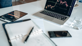 Swing Trading Strategies: Use of Support and Resistance with Examples