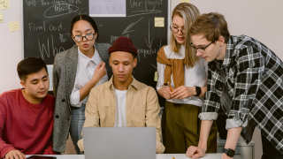 A Detailed Guide To Business Loans For Start-Ups