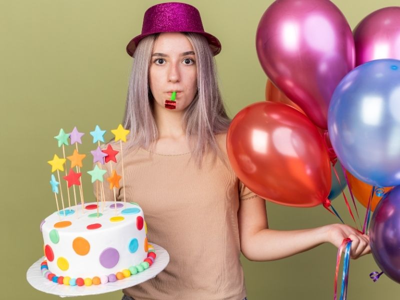 Facebook Post Ideas for Birthday Celebrations Wordsmithh Blog Facebook Birthday Post Idea with Cake and Celebration Graphics